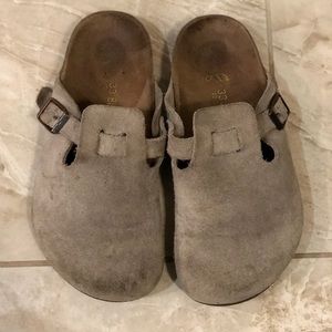 Birkenstock clogs 33
